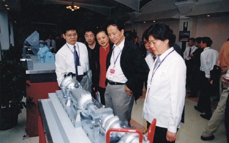 2003年中国机械工业联合会总工程师隋永滨来新葡的京集团350vip8888考察