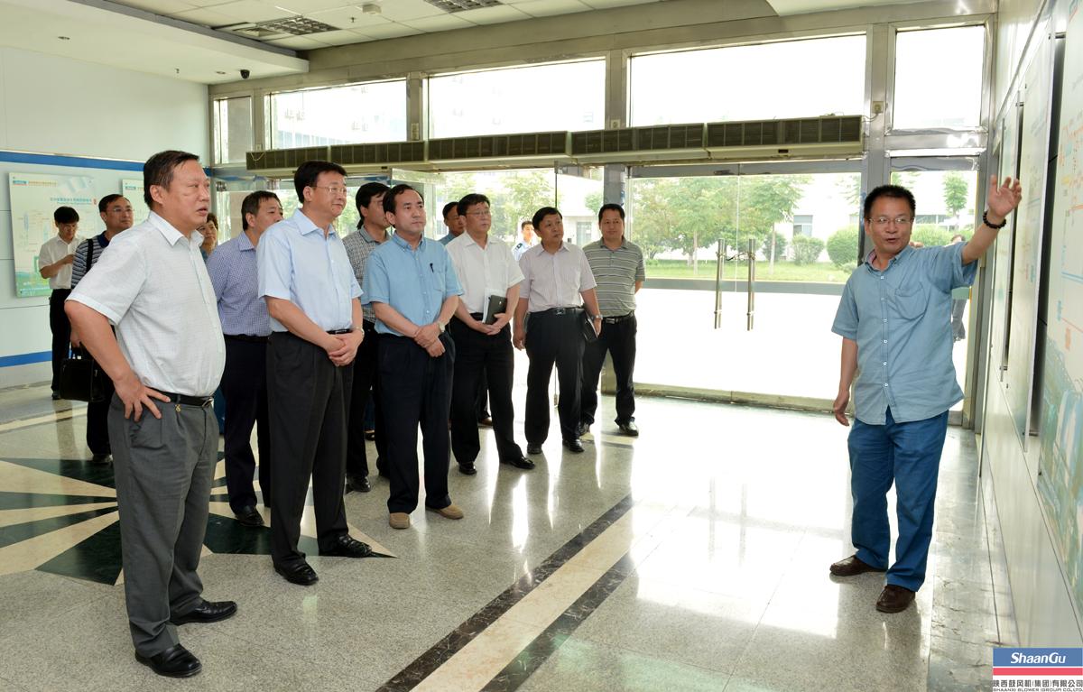 西安市副市长黄海清一行深入新葡的京集团350vip8888调研群众路线教育实践活动