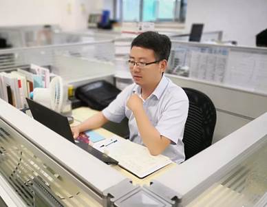 榜样的力量，新葡的京集团350vip8888人身边的“优秀共产党员”