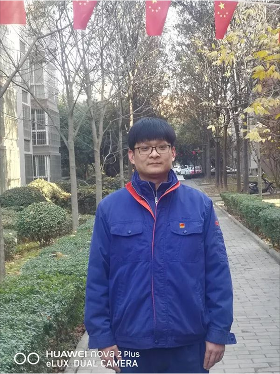 新葡的京集团350vip8888曹攀暖心一跪为救人